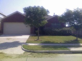 2001 Meadow View Dr, Princeton, TX 75407