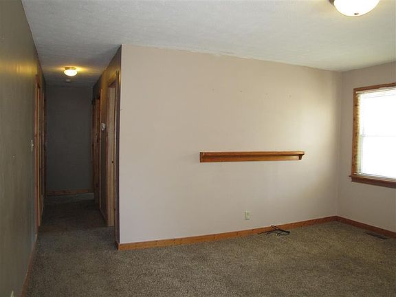 3rd image of 4124 Walnut St