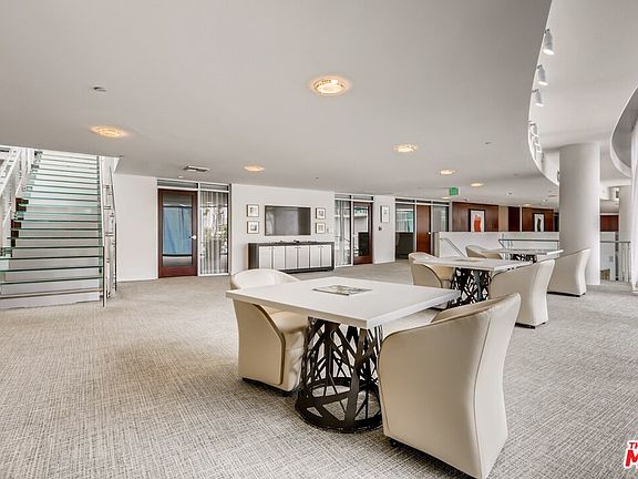 4th image of 13700 Marina Pointe Dr Unit 726