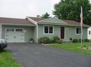 223 W Crestview Ln, Tiffin, OH 44883