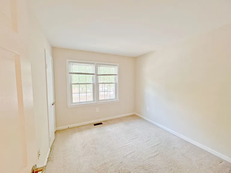 8985 Omega Ct — Photo 16