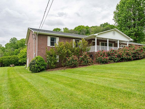 5th image of 1405 Amber Dr