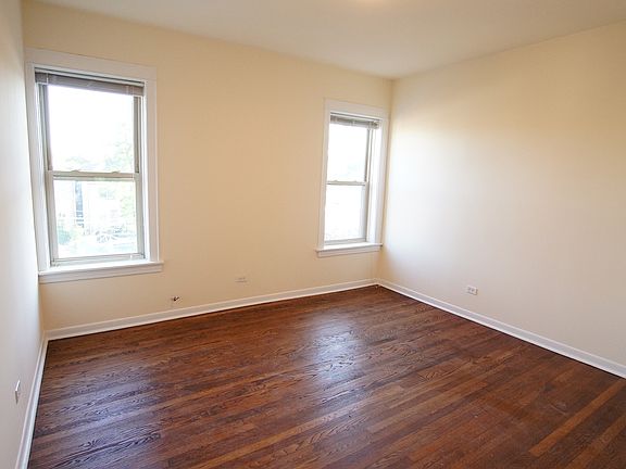 5th image of 3442 W Schubert Ave #3