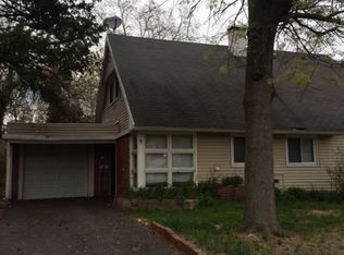 7 Sherwood Ln, Willingboro, NJ 08046