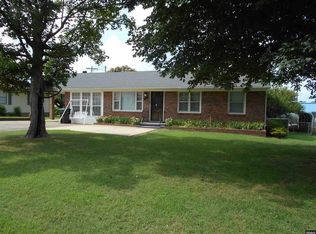 414 E Polk St, Troy, TN 38260