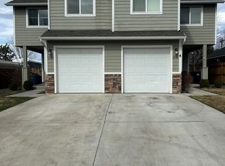 2983 SW Obsidian Ln, Redmond, OR 97756