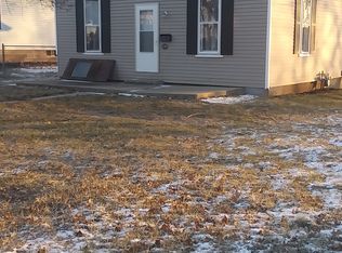 1203 Plain St, Peru, IL 61354