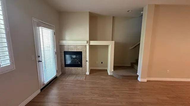 130 Beach Side Ct — Photo 13