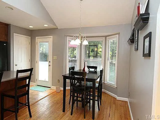 644 Woods Mill Cir — Photo 5