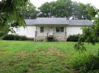 709 Bull Run Dr, Tunnel Hill, GA 30755