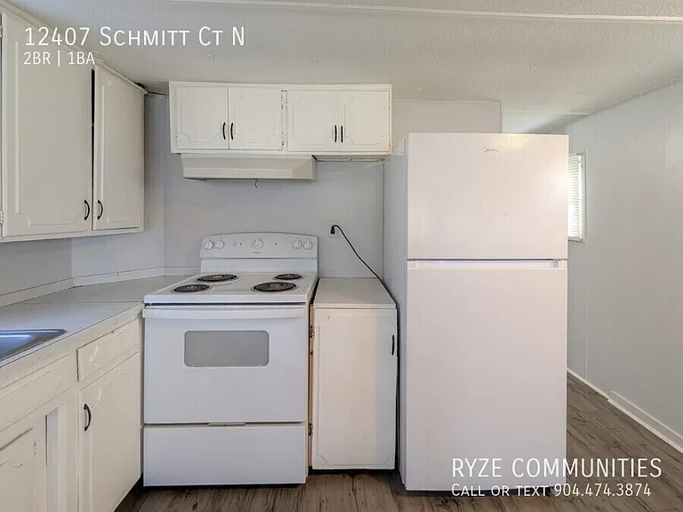 12407 Schmitt Ct N — Photo 10