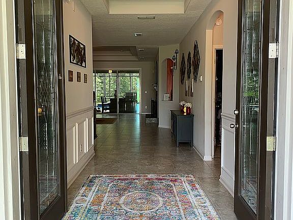 Double entry way