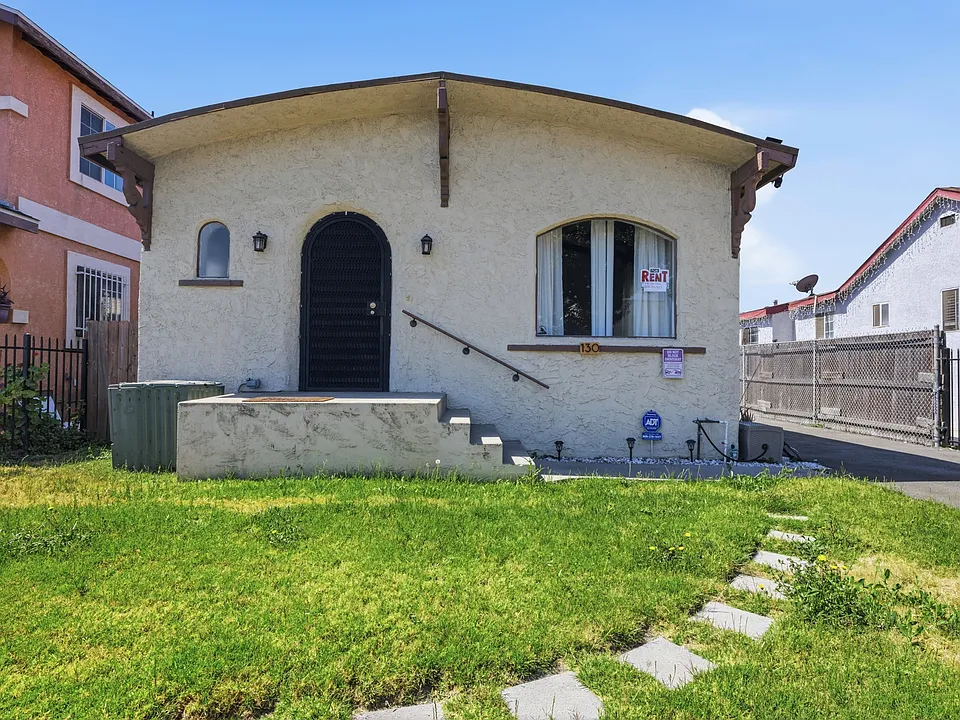 130 E Colden Ave