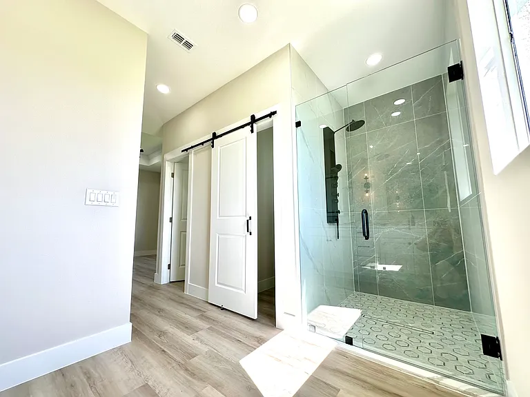 3208 7th St W — Photo 17