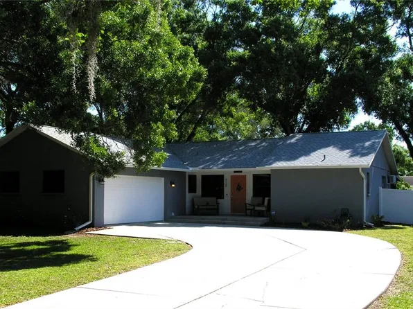912 Home Pl, Sarasota, FL 34232