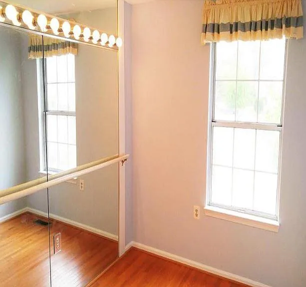 7803 Brookview Ct — Photo 14