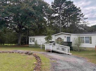 103 Thunder Rd, Hawkinsville, GA 31036