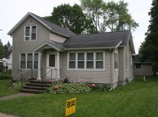 425 W Main St, Hopkins, MI 49328
