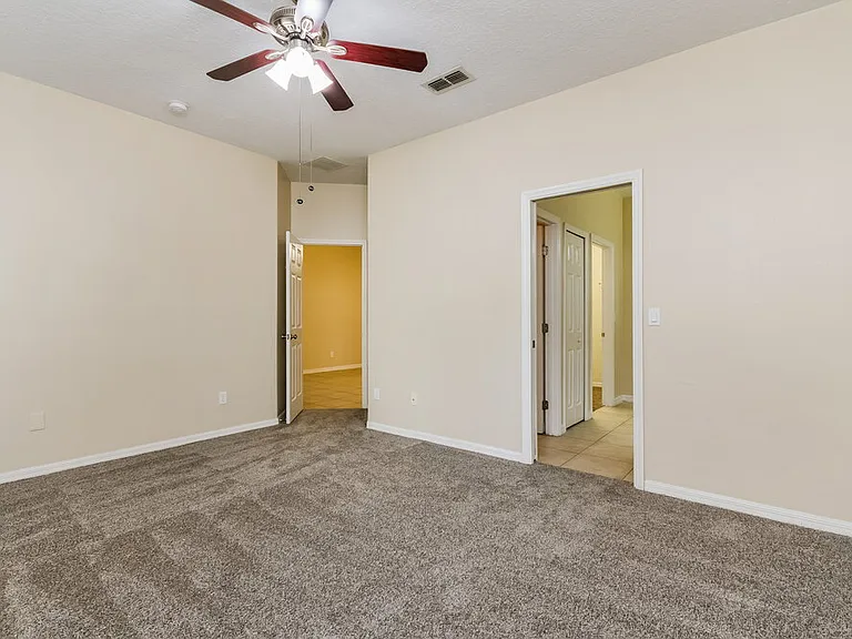 5516 Cape Hatteras Dr — Photo 9
