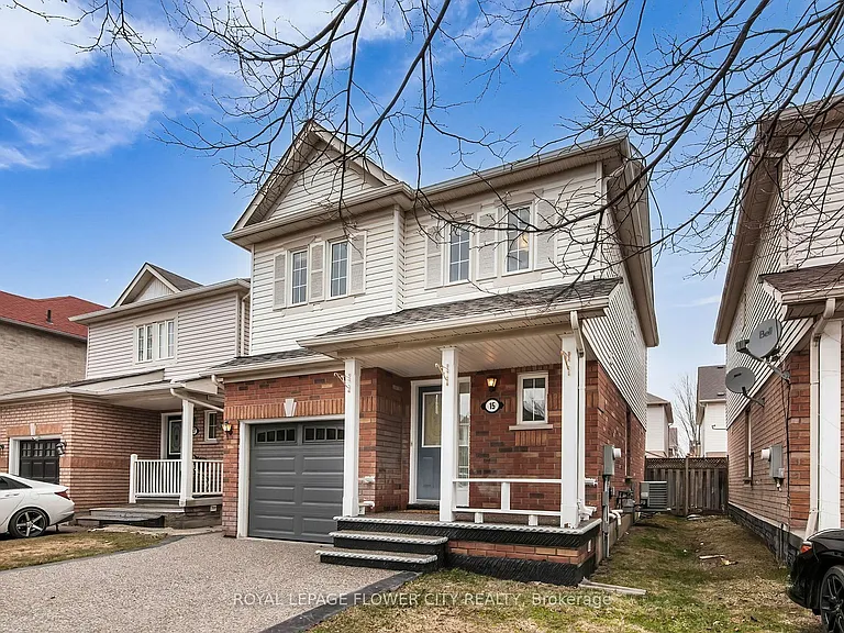 15 Ridgemore Cres — Photo 3