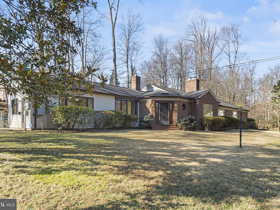 1st image of 6704 Valley Brook Dr