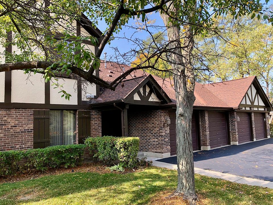 1st image of 1014 Lakeland Ct APT 1B