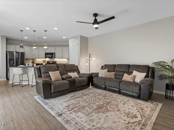 2492 S BETTY Street, Gilbert, AZ 85295