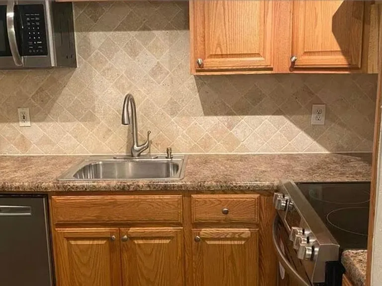 18333 Roehampton Dr #316 — Photo 4