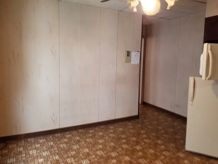 523 Beech St — Photo 13