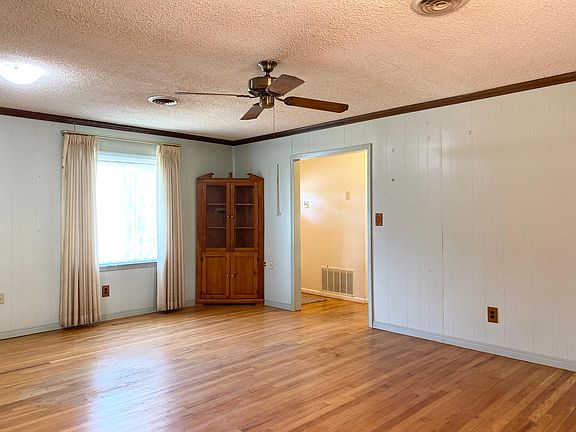 4th image of 1116 La Paloma St