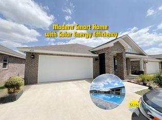4737 Airmen Dr, Crestview, FL 32539