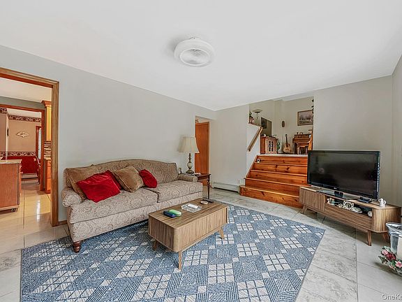 5th image of 28 Manchester Boulevard