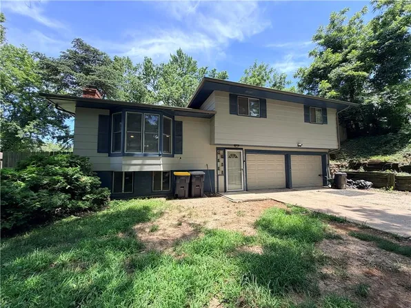 3521 N College Ave, Kansas City, MO 64117