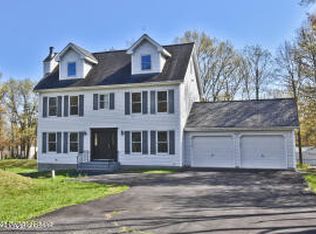 135 Lehman Rd, Lehman, PA 18324