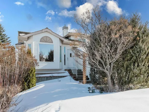 535 Pardee Bay NW, Edmonton, AB T5T 5Y9