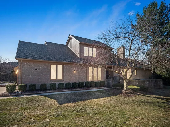 1227 Autumn Dr #94, Troy, MI 48098