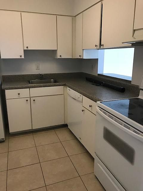 1st image of 5122 NW 79th Ave APT 208