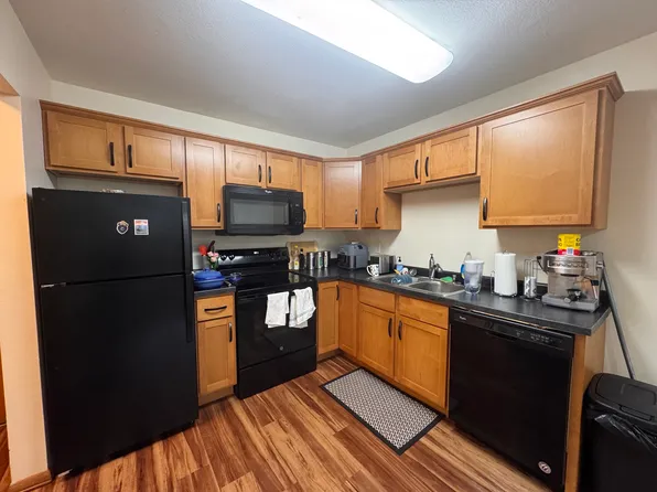 525 University Ave SE APT 5, Minneapolis, MN 55414