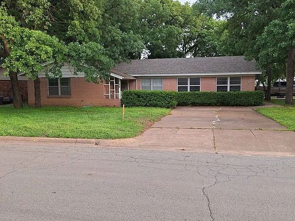 100 Oakhurst Dr, Hurst, TX 76053