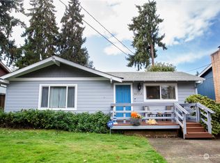 20713 3rd Ave S, Seattle, WA 98198