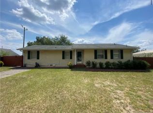 5113 Meadowbrook Dr, Fayetteville, NC 28304