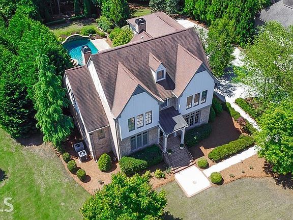 4th image of 255 Newhaven Dr