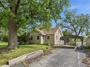 2901 W 43rd Ter, Kansas City, KS 66103