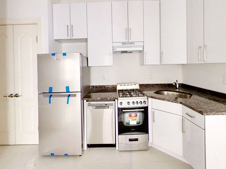 2nd image of 173 Morningside Ave #1A