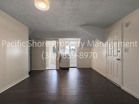 2nd image of 230 N Bonnie Brae St APT 8