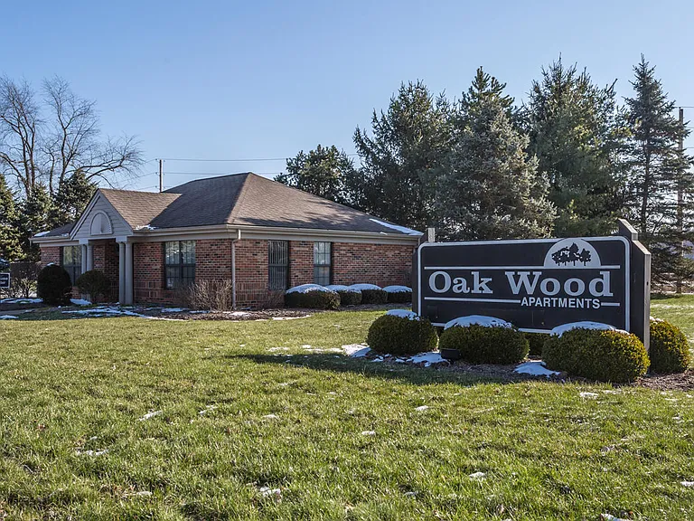 Oak Wood Apartments — Photo 10