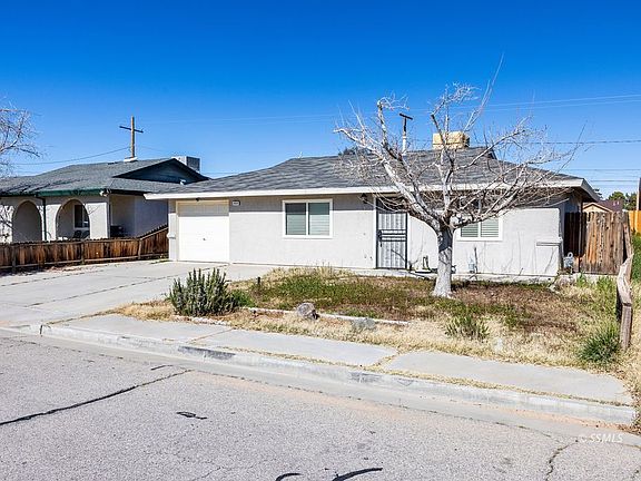 4th image of 1212 W Willow Ave