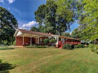 1230 Harris St, Eden, NC 27288
