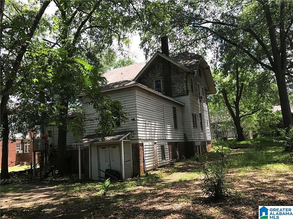 2nd image of 1302 S Perry St