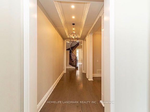 2nd image of 15 Little Celeste Ct